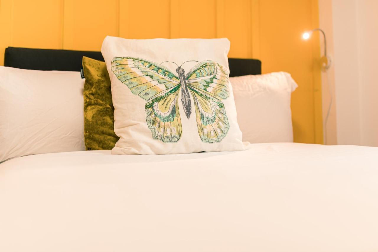 Sidemersey Livings- Convenient And Central 2-Bedroom Haven In L1 ليفربول المظهر الخارجي الصورة