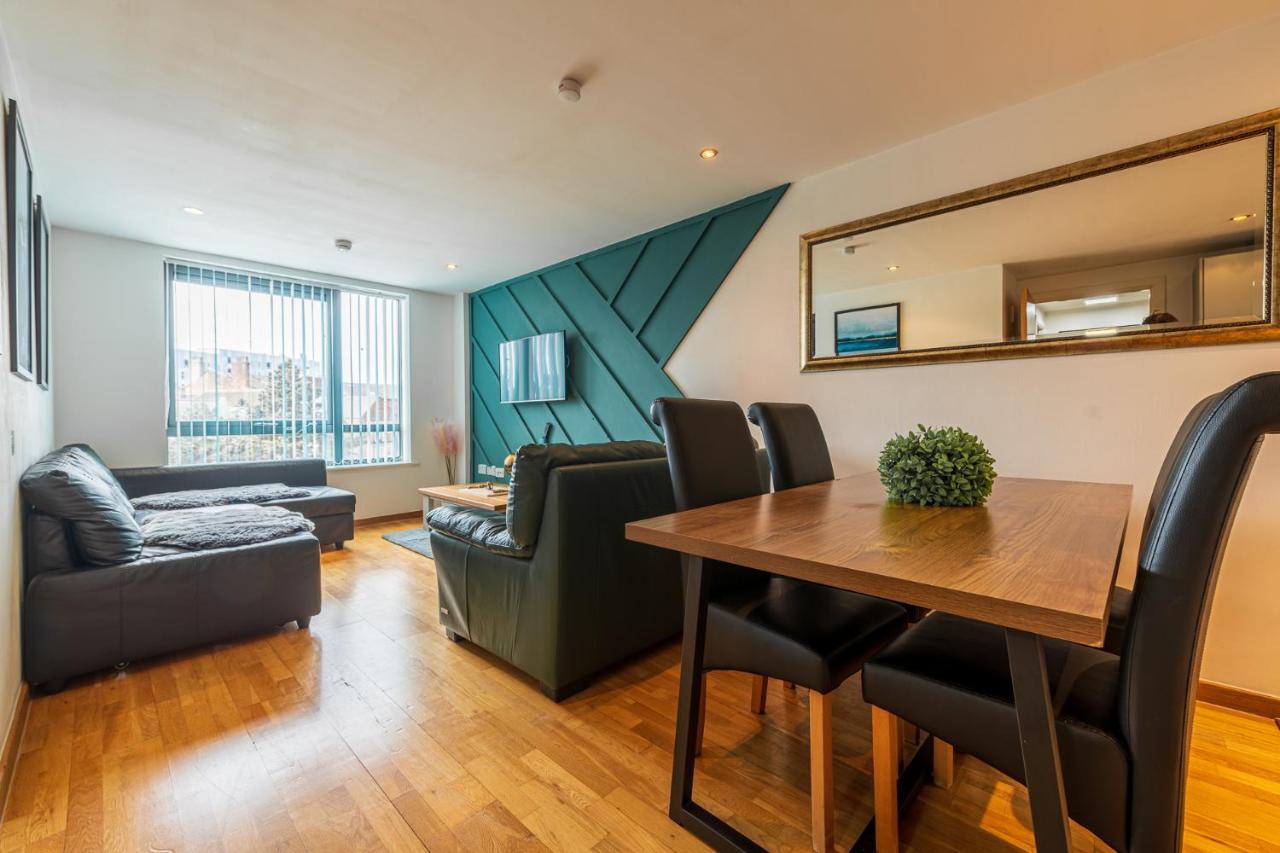 Sidemersey Livings- Convenient And Central 2-Bedroom Haven In L1 ليفربول المظهر الخارجي الصورة