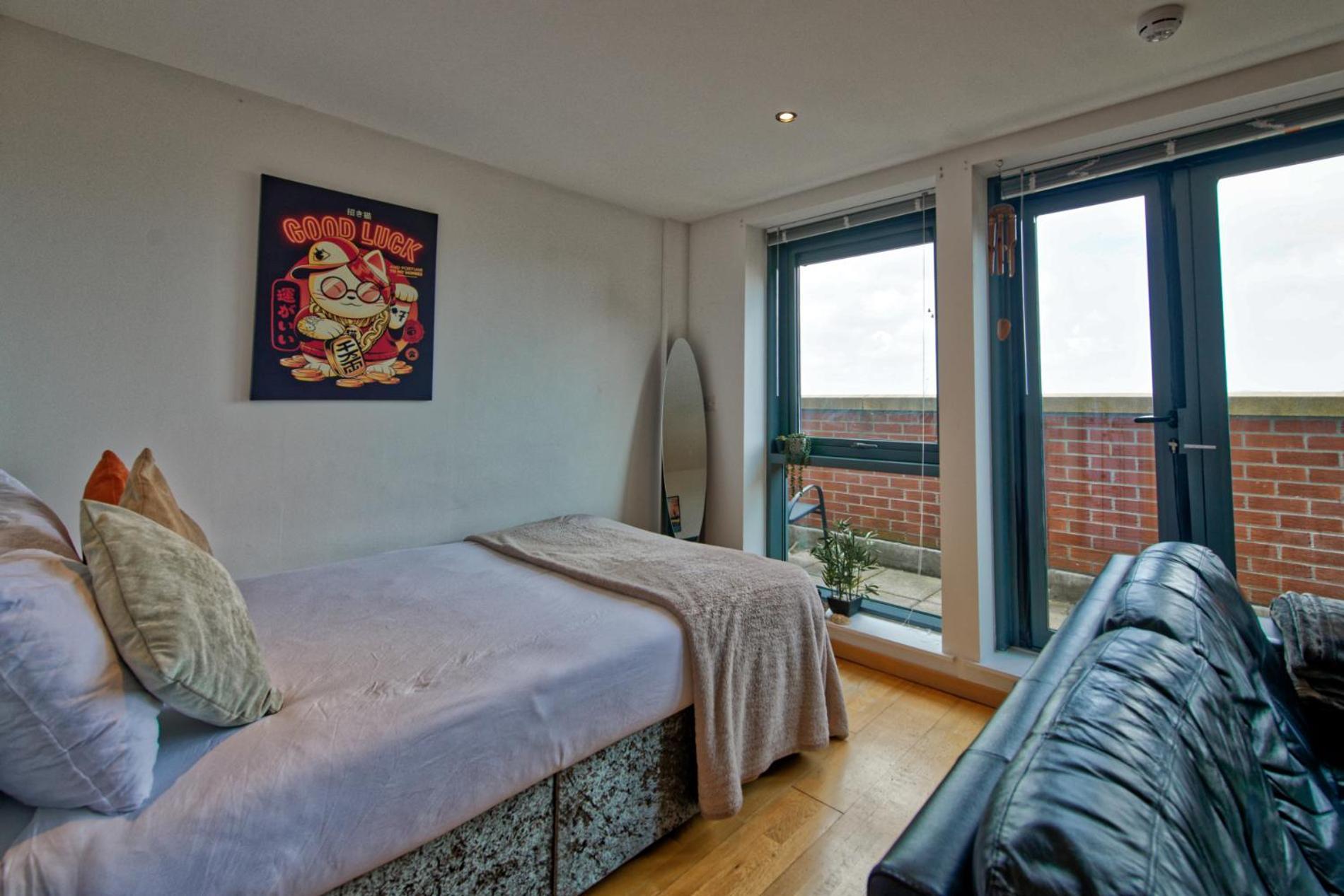 Sidemersey Livings- Convenient And Central 2-Bedroom Haven In L1 ليفربول المظهر الخارجي الصورة