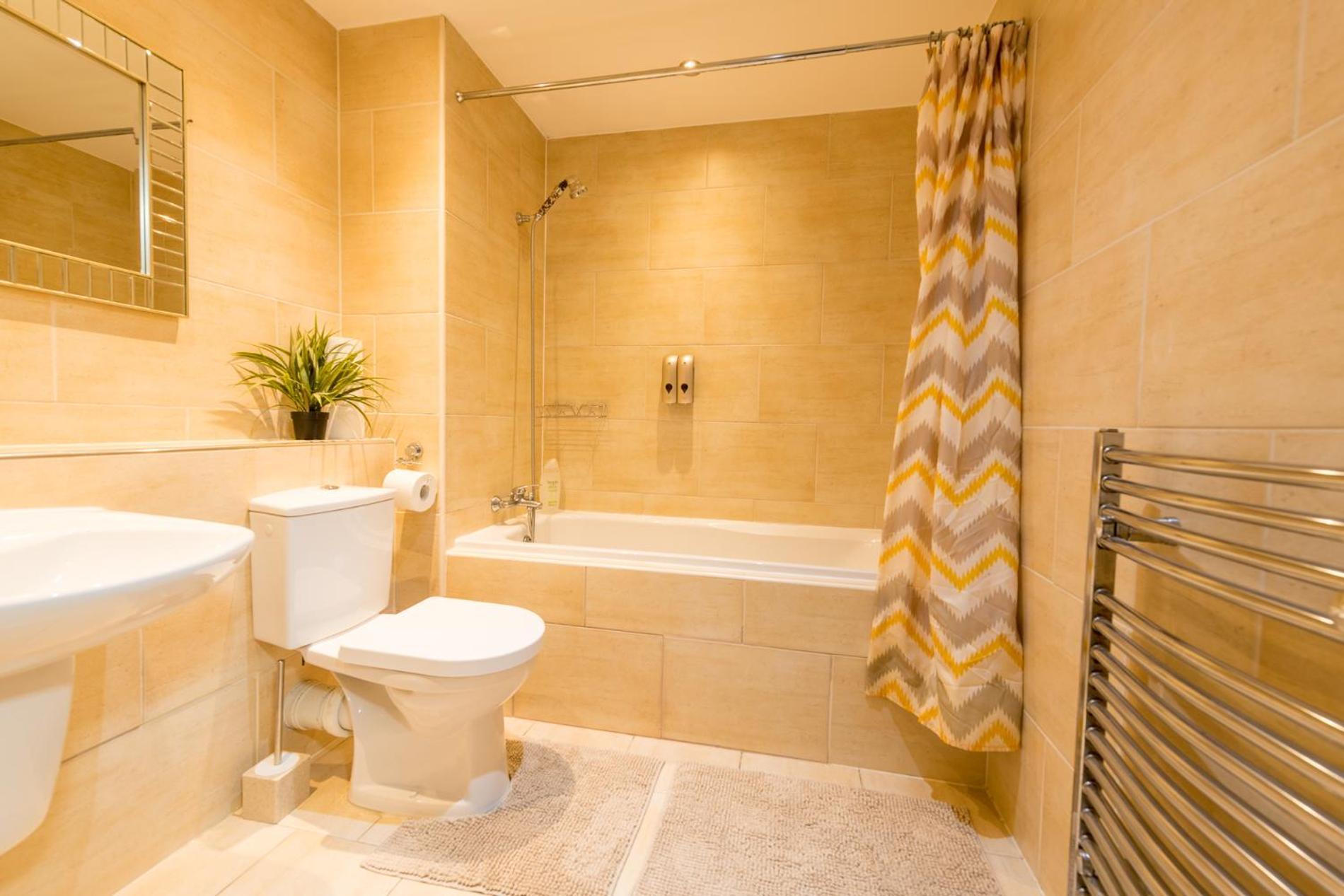 Sidemersey Livings- Convenient And Central 2-Bedroom Haven In L1 ليفربول المظهر الخارجي الصورة