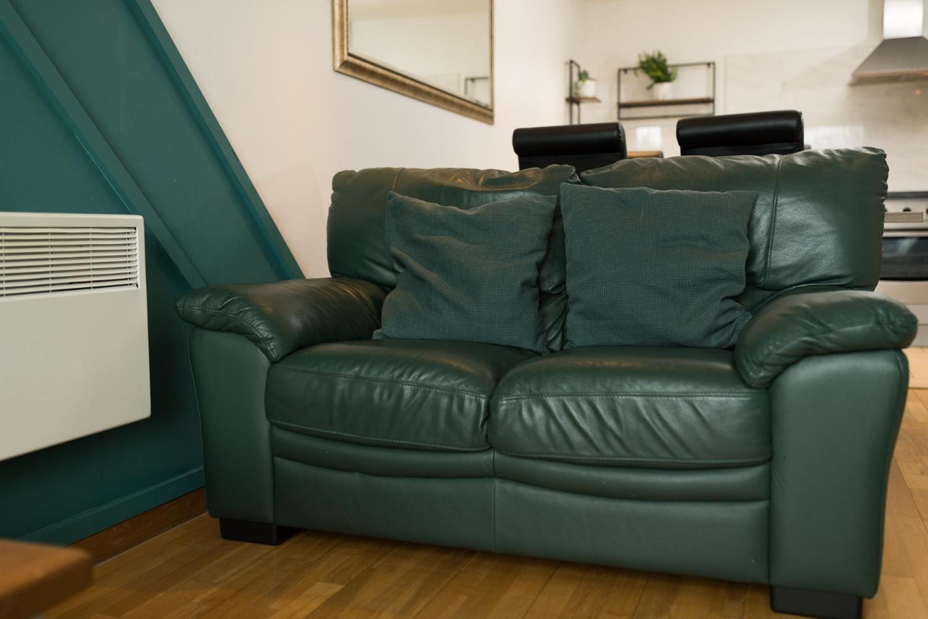 Sidemersey Livings- Convenient And Central 2-Bedroom Haven In L1 ليفربول المظهر الخارجي الصورة